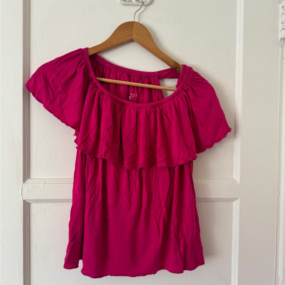 JJWINKS: Hot pink ruffle collar top - Great condition